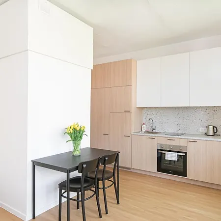 Lovely With Great Location No 2 By Urban Rent *