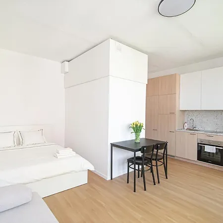 Lovely With Great Location No 2 By Urban Rent *